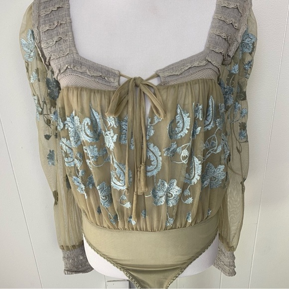 Free People Sheer Meadows Bodysuit Women’s Size XS Embroidered Blue Green NWT - Picture 15 of 15